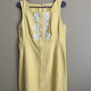 Lilly Pulitzer Yellow Textured Shift Dress with White Lace Detail SZ 8